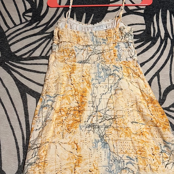 || urban outfitters flowy slip on dress - Picture 3 of 3